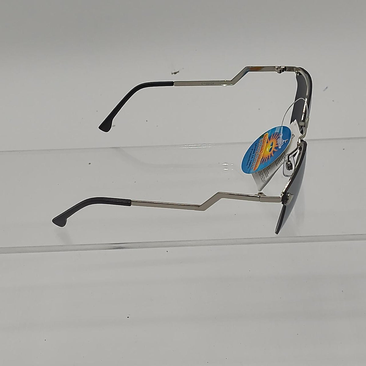 #153    Silver metal frame sunglasses with black accents #metal #sunglasses - Danisak