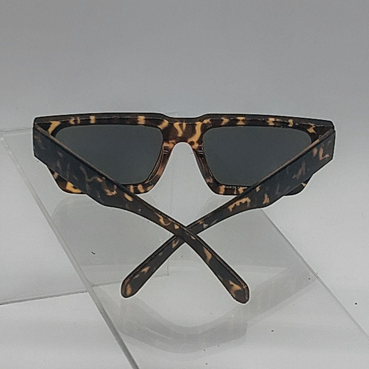 Chunky Tortoise Shell Geometric Sunglasses | Retro Indie Square Shades - Danisak