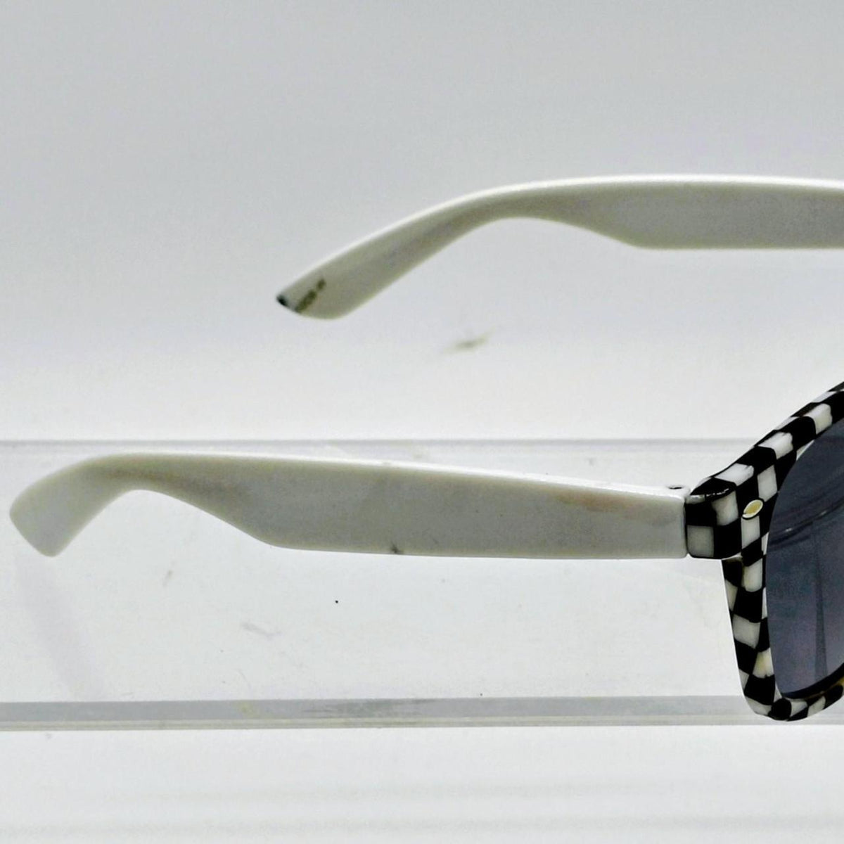 Unbranded Women's Sunglass - Danisak