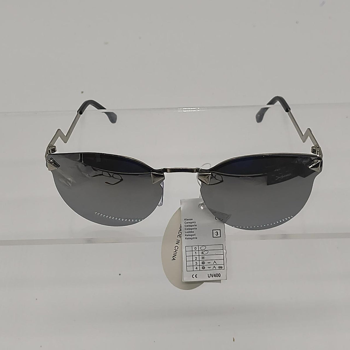 #153    Silver metal frame sunglasses with black accents #metal #sunglasses - Danisak