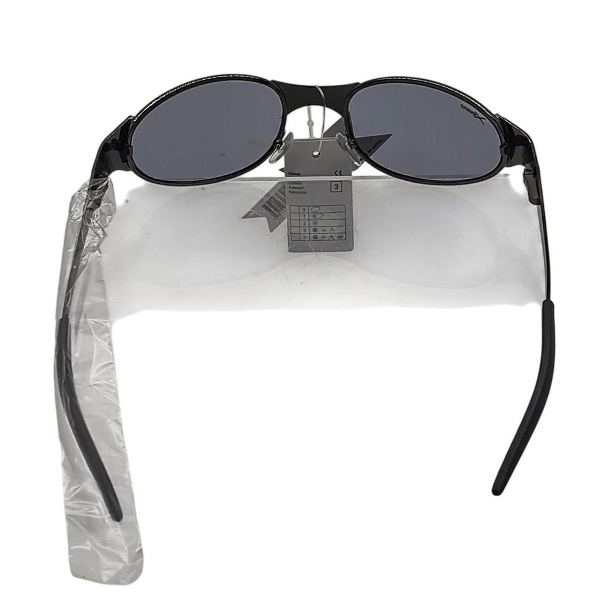 421 Sportz black sunglasses with gray lenses - Danisak