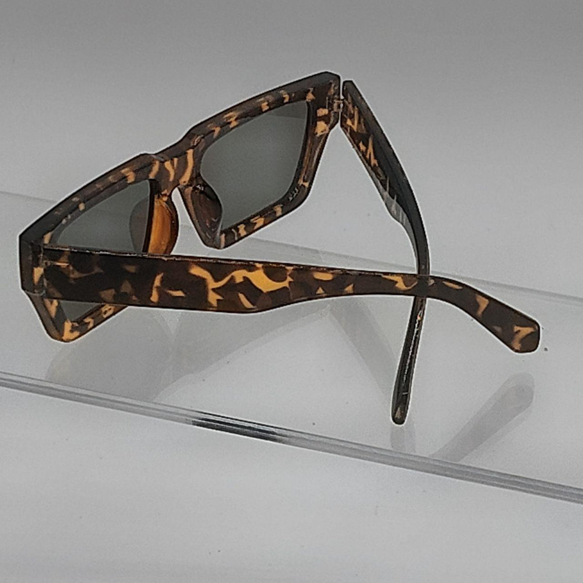 Chunky Tortoise Shell Geometric Sunglasses | Retro Indie Square Shades - Danisak