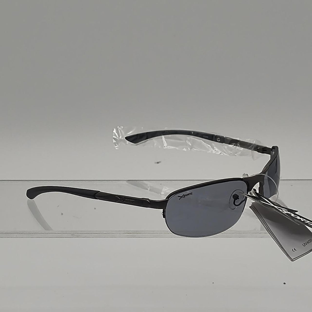 Unbranded Men's Silver and Grey Sunglass - Danisak