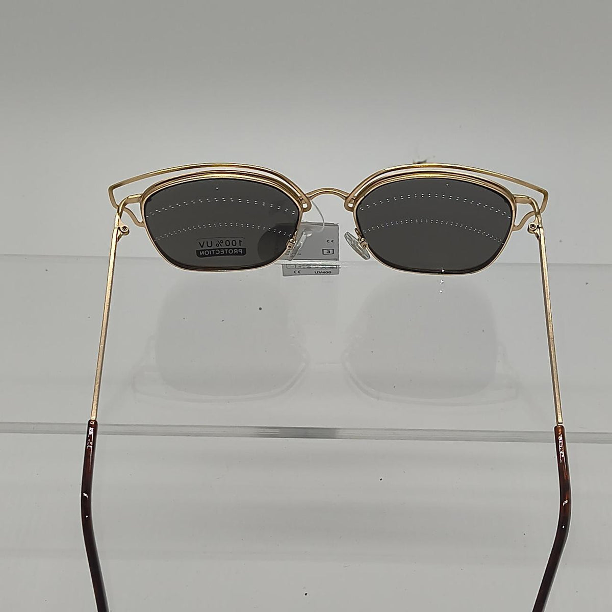 #119   Gold metal frame sunglasses with gray lenses #metal #gold - Danisak