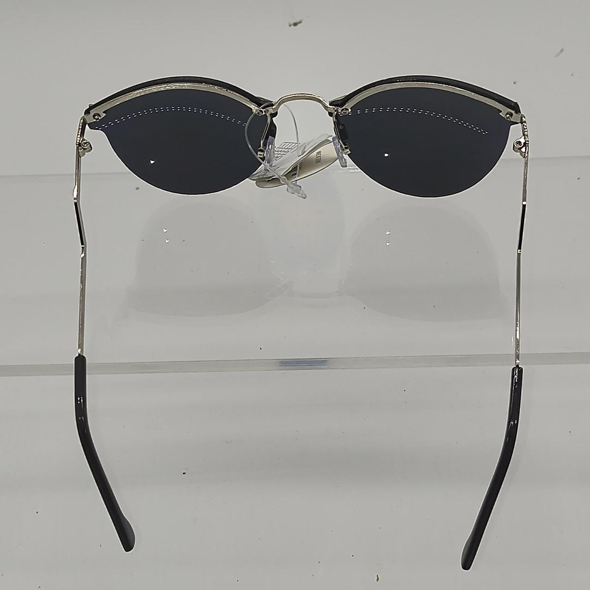 #153    Silver metal frame sunglasses with black accents #metal #sunglasses - Danisak