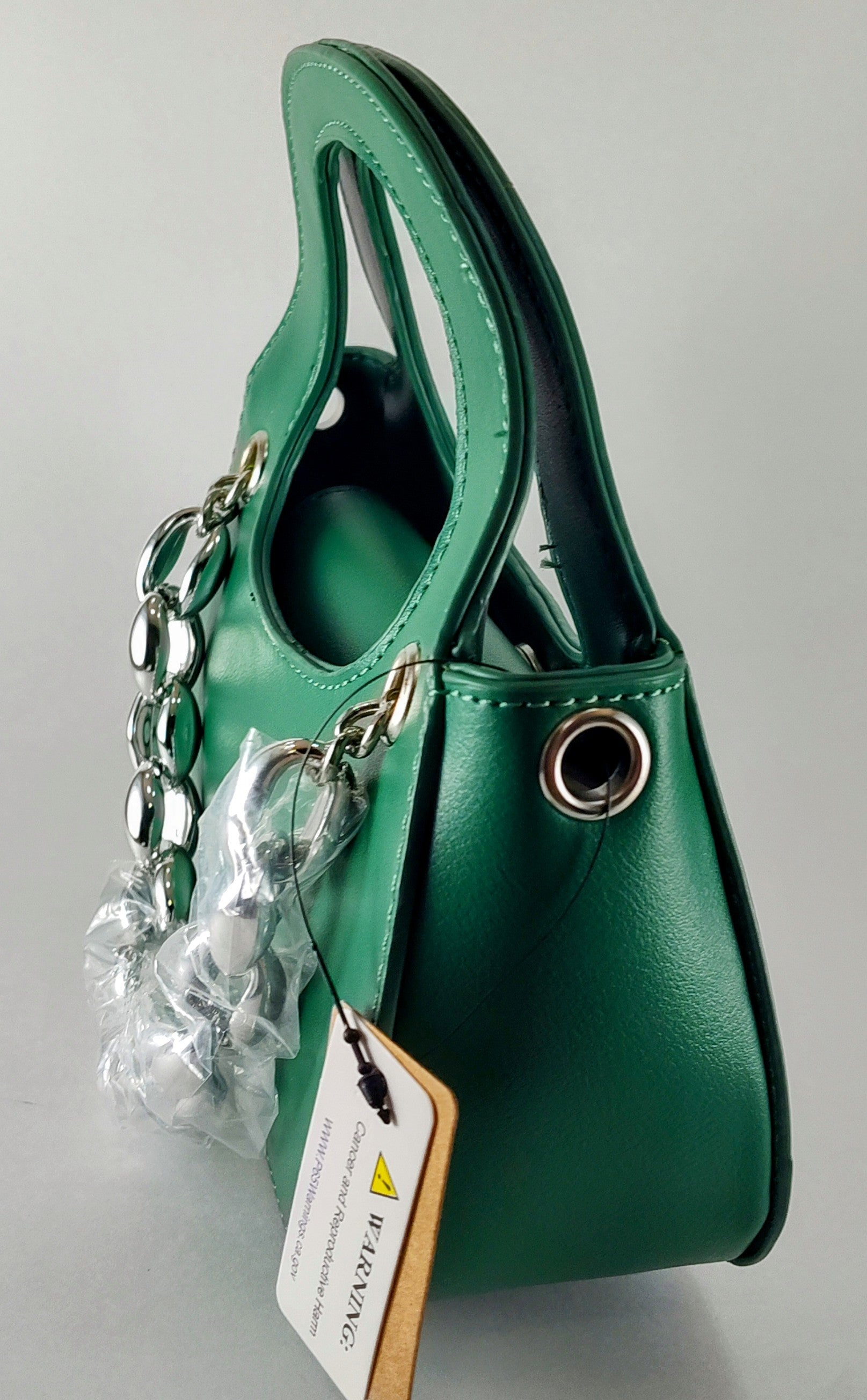 Vibrant Green Faux Leather Chain Crossbody Bag – Chic & Stylish P 126 - Danisak