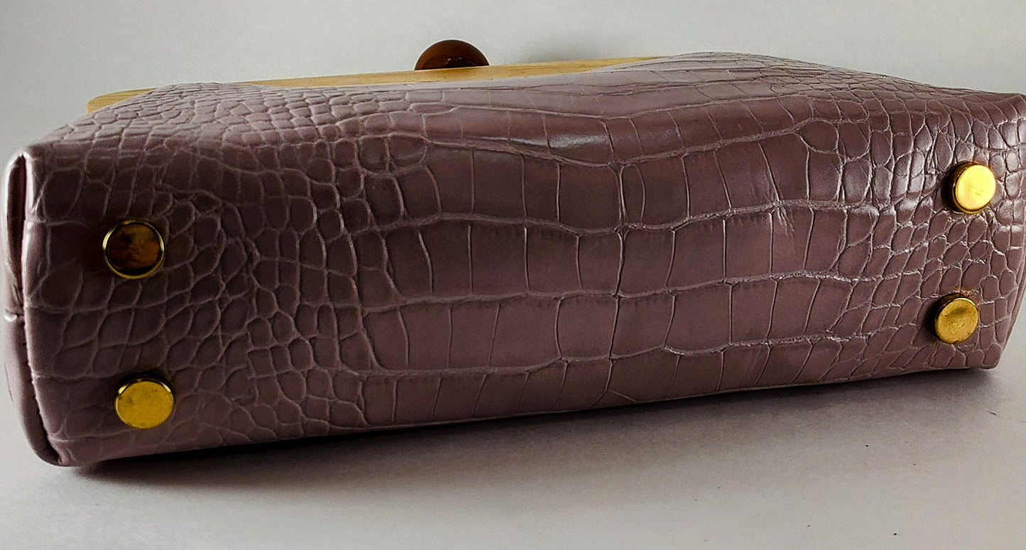 "Elegant Mauve Crocodile-Embossed Handbag with Chic Chain Strap"