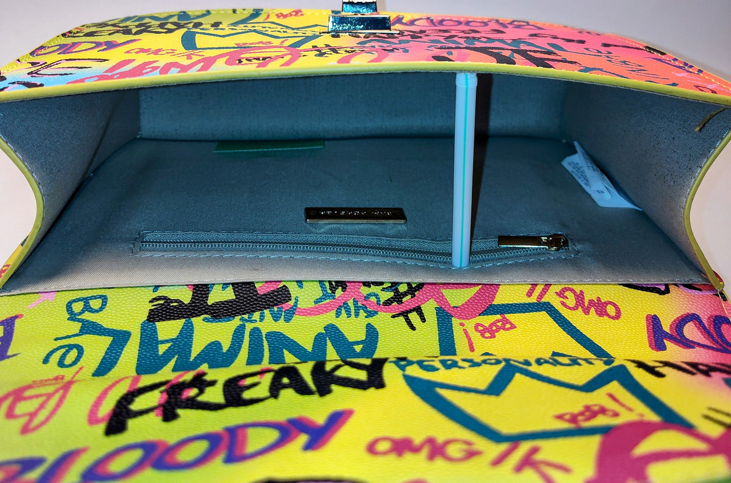 Top Handle Graffiti - Danisak